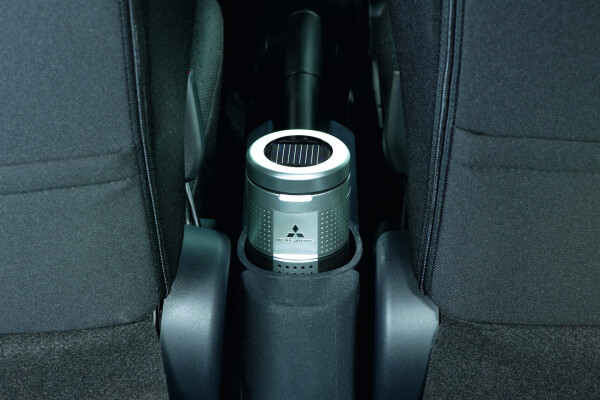 ПОПІЛЬНИЧКА З ПІДСВІТКОЮ