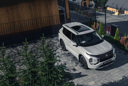 Довгоочікувана прем’єра від Mitsubishi Motors: новий Outlander доступний до передзамовлення