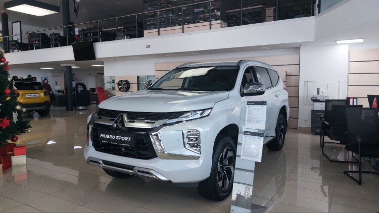 PAJERO SPORT ULTIMATE 3.0 8AT 4WD