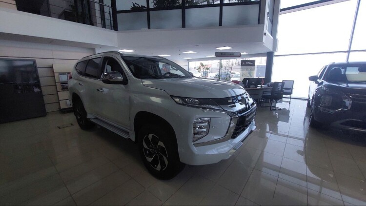 PAJERO SPORT ULTIMATE 3.0 8AT 4WD