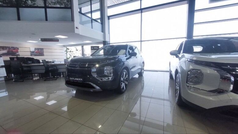 НОВИЙ OUTLANDER BUSINESS 2.5 CVT 2WD